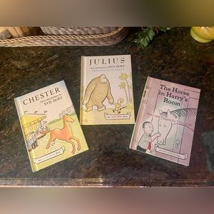 Syd Hoff-Chester 1961, Julius 1959, The Horse in Harry's Room 1970 hard books